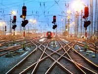  Москве требуется не менее 100 км. железных дорог