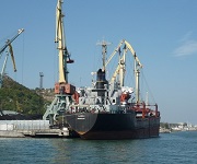 Щебень для трассы «Таврида» позволит нарастить грузооборот Севастопольского порта