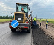 В Херсонской и Запорожской областях отремонтируют около 200 км дорог к концу III квартала 