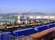 Свыше 700 организованных поездов отстаивается на сети железных дорог