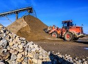 Владимир Путин назвал необоснованным сильное подорожание нерудных материалов