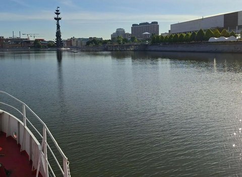С начала навигации по водным путям Московского района ГТС перевезено свыше 1,1 млн тонн минеральных строительных материалов