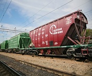 Цементовозы ПГК повезли песок