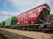 Цементовозы ПГК повезли песок