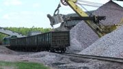 Погрузка щебня на железных дорогах продолжает сокращаться
