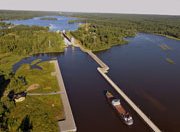 Разгрузить дороги: внутренние водные пути как альтернатива для перевозок щебня