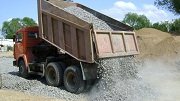 В Новосибирске заготовили тысячи тонн отборного щебня для дорожных работ