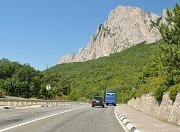 Крыму дополнительно направят 5 млрд. рублей на ремонт дорог 