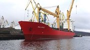 В Мурманском торговом порту началась первая в 2017 году погрузка щебня для Сабетты