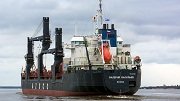 В Мурманском морском торговом порту состоялась погрузка партии щебня для Сабетты