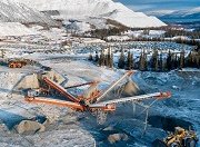 Мини-завод по производству щебня запущен на ГОКе «Олений Ручей»
