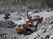 Новый карьер природных ископаемых открыли в Приморье