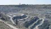 В карьере «Ураласбеста» идет подготовка к возведению дробильно-сортировочной установки