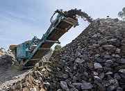 Отходы деятельности шахт в Кузбассе переработают в щебень