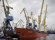 Первая партия щебня отправилась в Сабетту из Мурманска