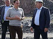 Губернатор Архангельской области оценил работу щебёночного производства в Онежском округе