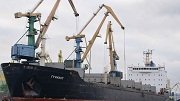 Партия щебня будет доставлена из Мурманского морского торгового порта в Сабетту