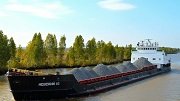 Конкурентная борьба между водными и железнодорожными перевозками нарастает